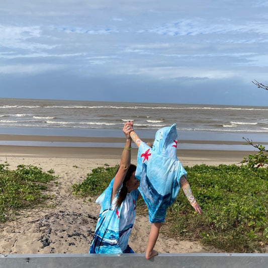 Adult Poncho Towel - Whale Aquarell - Dropbear Outdoors