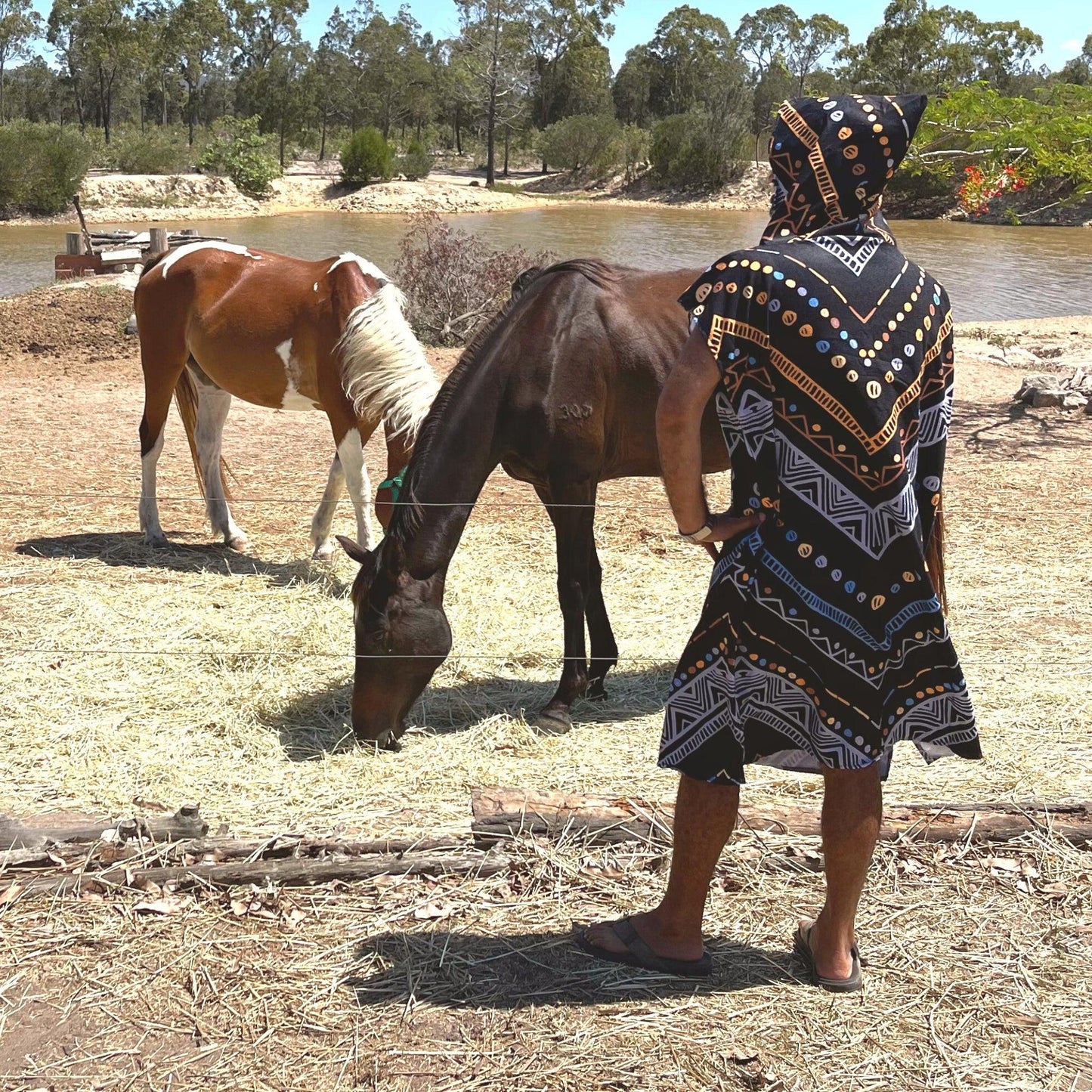 Adult Poncho Towel - Down to Earth - Dropbear Outdoors