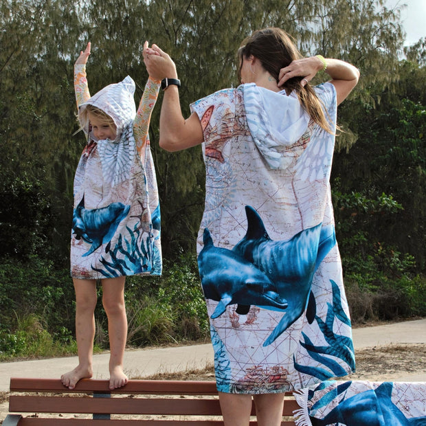 Kids Poncho Towel - Dolphin - Dropbear Outdoors